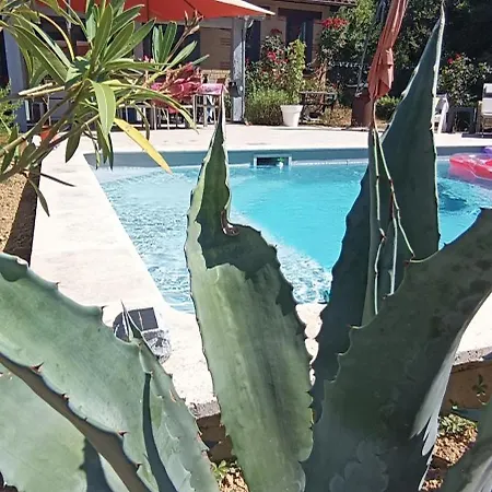 Escapade Chez Anaise Et Yannick *